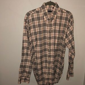 BURBERRY BUTTON DOWN MENS SHIRT GREAT CONDITION